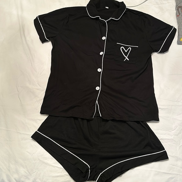 Heart shorts pajama set - Picture 1 of 4
